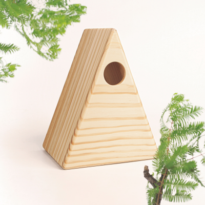 Singing Friend Saar Wooden Bird House